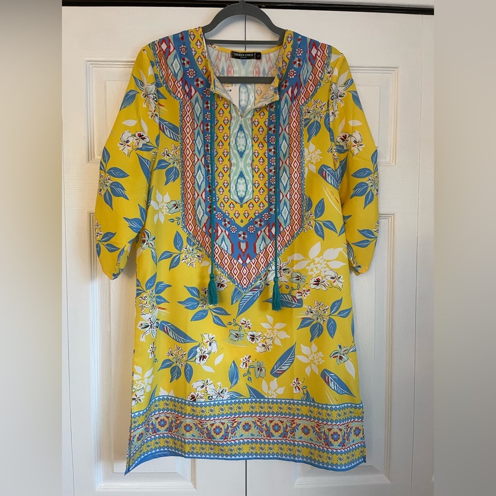 Urban Coco NWT SM yellow Asymmetrical Tunic Dress with Graphic Bib.